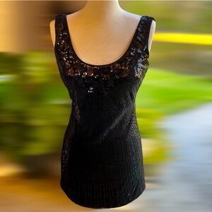 White‎ House Black Market Sequins Mini Dress Black Sleeveless Scoop Neck Size 0